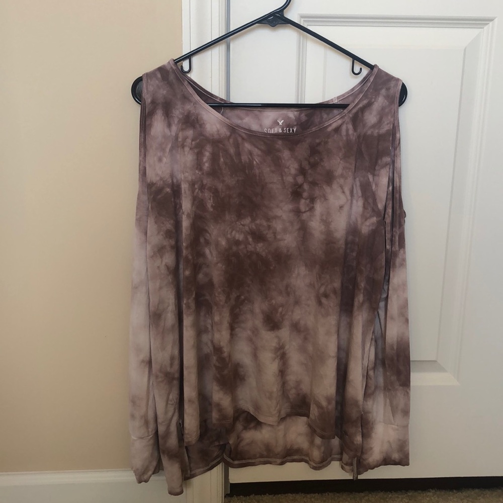 American Eagle Cold Shoulder Long Sleeve